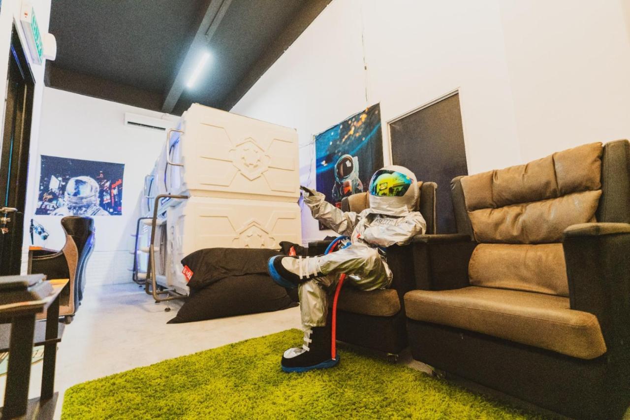 Hashtag.Capsule.Hostel Johor Bahru Eksteriør billede